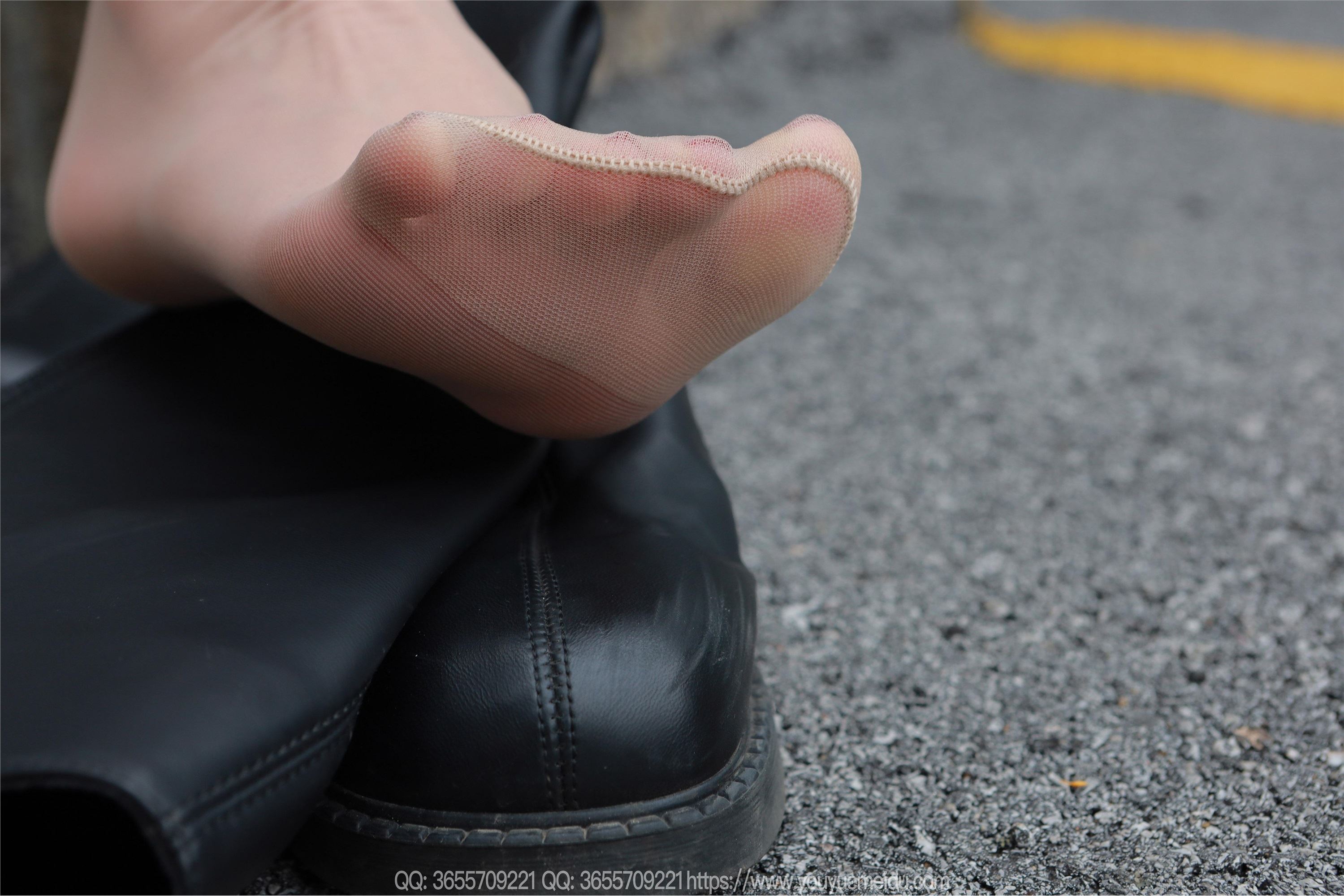 IESS异思趣向  2025.04.07 丝享家 .2021 团团《长靴包臀裙（下）》